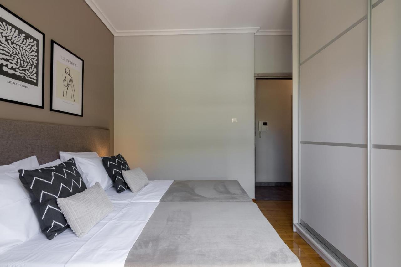 Spacious 2 Bedroom Apartment In Koukaki Ateny Zewnętrze zdjęcie