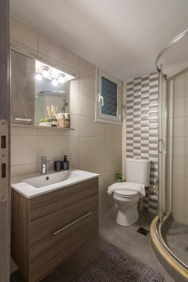 Spacious 2 Bedroom Apartment In Koukaki Ateny Zewnętrze zdjęcie